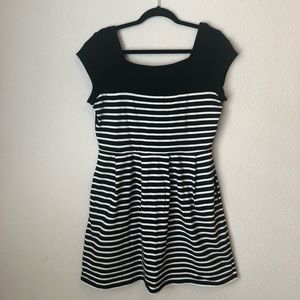 FRENCH CONNECTION Black and White Striped Dress